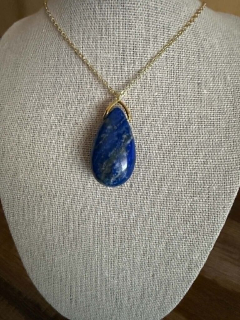Pendentif en lapis lazuli