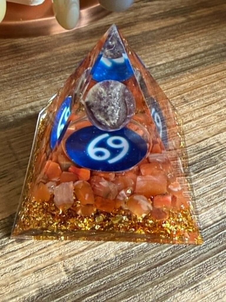 organite du signe astrologique Cancer - pierre de naissance en vente à la boutique de lithothérapie Magnétis'Dom